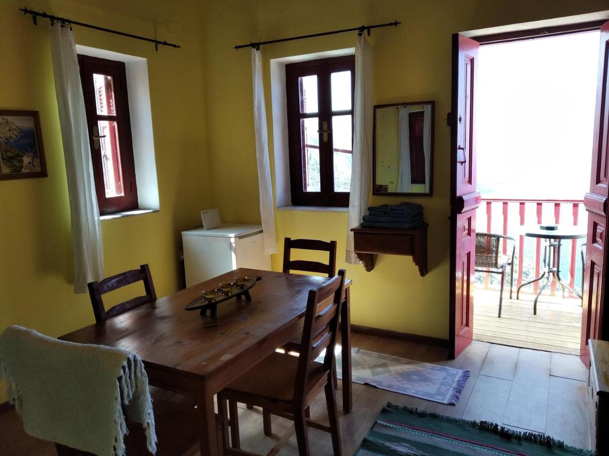 Anemos Guest House Karpathos Olympos  Екстериор снимка